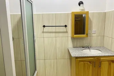 Image de Spacious 2-bedroom apartment with Ac, WiFi in brilliant Turkeyen