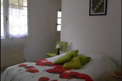Image de Maison 120m2 sur 2800m2 avec très grande piscine à 3kms de la mer