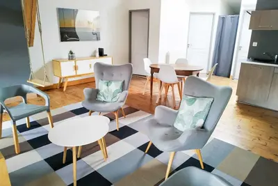 Image de Appartement de charme, à 2 pas du plus beau marché de France.