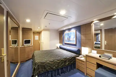 Croisière sur le MSC Poesia : De Rotterdam à Malte : Pays-Bas, Belgique, France, Royaume-Uni, Portugal, Espagne, Italie 