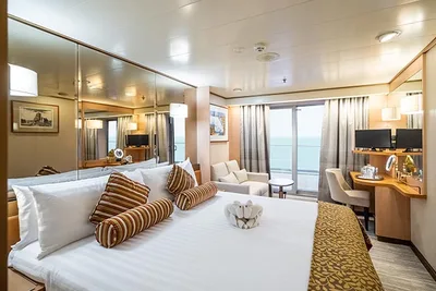 Croisière sur le Renaissance : Paradis insulaires et transatlantiques 