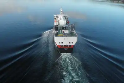 Croisière sur le MS Vesteralen : Express Côtier de Bergen à Trondheim | Vol inclus 