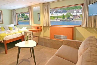Croisière sur le MS France (ou similaire) : Itinéraire inédit des Pays-Bas à la Belgique | Transfert inclus (ABR) 