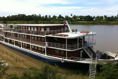 Croisière sur le R/V Indochine (ou similaire) : Du Delta du Mékong aux temples d'Angkor (1H3)  