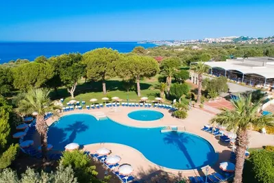 Club Coralia Alicudi 4*