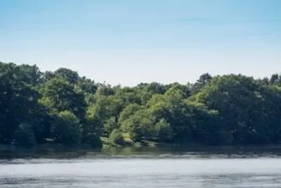 Camping Les Ecossais (Isle-et-Bardais à 3 km)