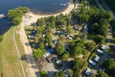 Camping Les Deux Iles (Peyrat-le-Château à 9 km)