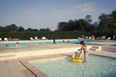 Camping Le Pessac (Vielmur-sur-Agout à 8 km)