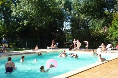 Camping Le Lion (Bourg-Saint-Andéol à 8 km)