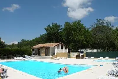 Camping Les Truffieres (Grignan à 3 km)