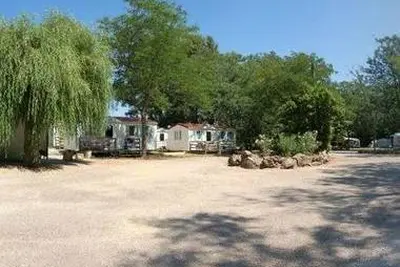 Camping Le Mas Sud Ardeche (Saint-Just-d'Ardèche à 3 km)