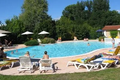 Camping Des Gorges De L'allier (Langeac à 9 km)