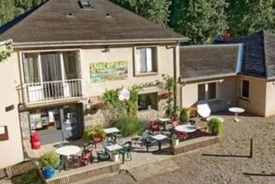 Camping Les Murmures Du Lignon (Tence à 13 km)