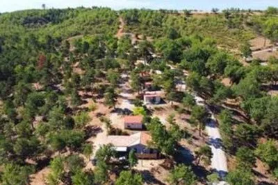 Camping Le Lavandin (Esparron De Verdon à 19 km)