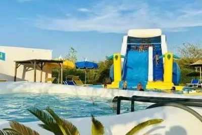 Camping Family Les Rives de l'Hérault (Gignac à 4 km)