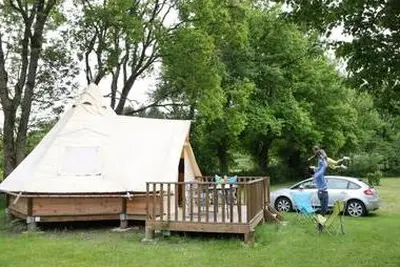 Camping Le Nid Du Parc