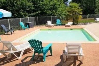 Camping Les Rives Du Lac