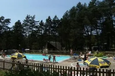 Camping Les Sapins de Corrèze (Palisse à 10km)