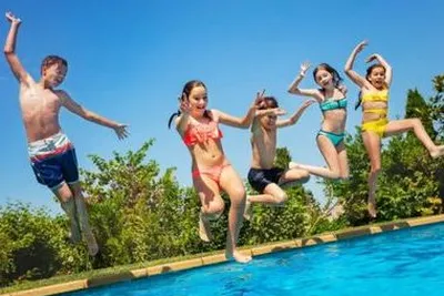 Camping La Cerise (Malemort Comtat à 5km)