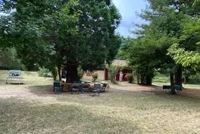 Camping des Deux Sequoias (Nant)