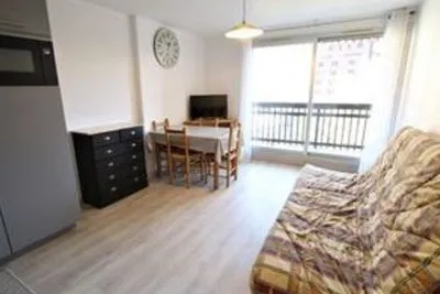 Résidence Grand Pré Villeneuve 1400