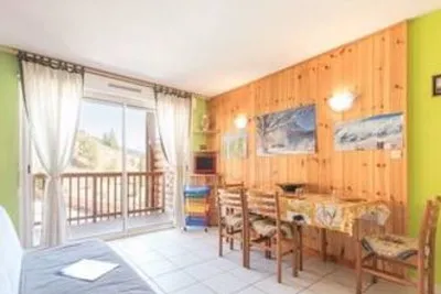 Résidence Peyronilles Chantemerle 1350