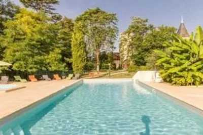 Camping Castel Le Petit Trianon