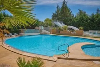 Camping Le Chêne Vert Castelnau de Montmiral