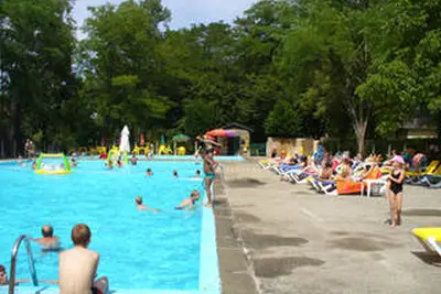 Camping Le Saulou Monceaux sur Dordogne