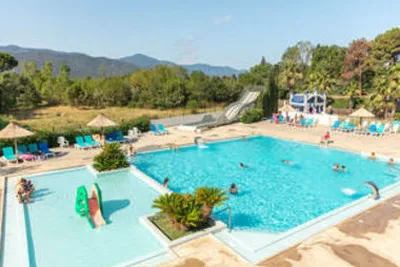 Camping Les Pins