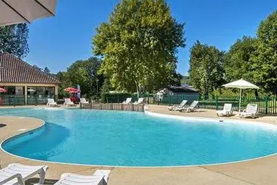 Camping les Borgnes à Saint Sozy