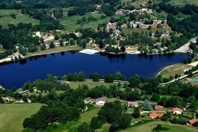 Camping et Village de Gîtes Les Demeures du Lac