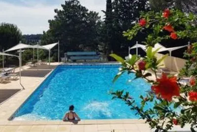 Camping Fontisson Châteauneuf de Gadagne