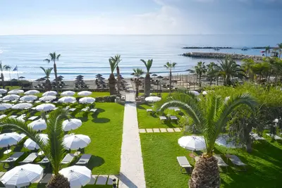 Hôtel Mediterranean Beach Hotel