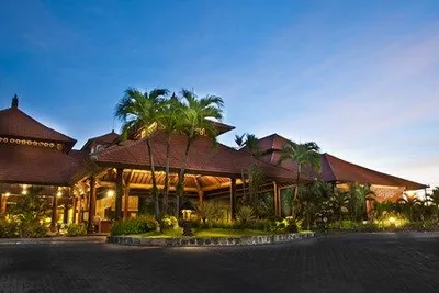 Prime Plaza Hôtel Sanur 4*