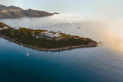 Minos Palace Hôtel & Suites 5*
