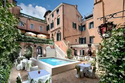 Hôtel Giorgione 4*
