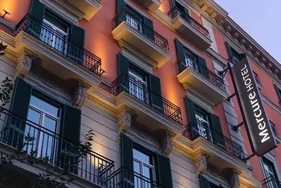 Hôtel Mercure Angioino 4*