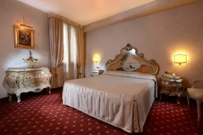 Rialto Hôtel and Suites 4*