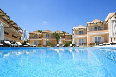 Hôtel Avantis Suites 4*
