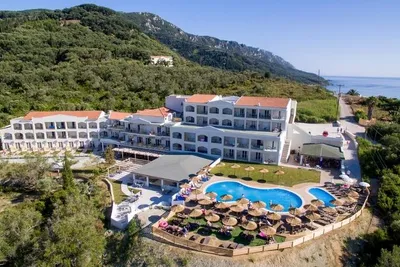 Hôtel St George Palace 4*