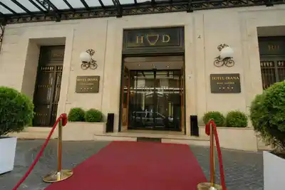 Hôtel Diana Roof Garden 4*