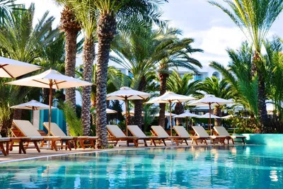 Hôtel Royal Garden Place 5*