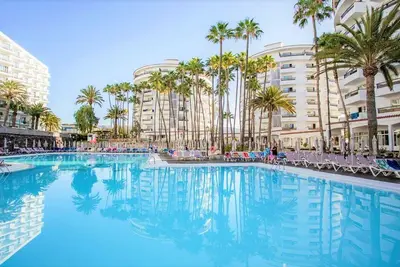 Hôtel Servatur Waikiki 4* By Ôvoyages