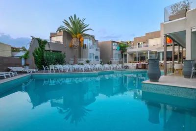 Hôtel Nefeli 4*