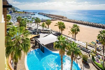 Hôtel Calheta Beach - Savoy Signature 4*