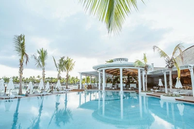 Hôtel LUX Grand Gaube 5*