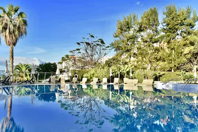 Hotel Meliã Madeira Mare 5*