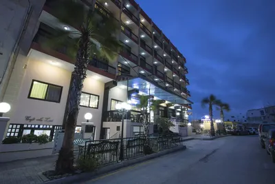 Canifor Hôtel 3*