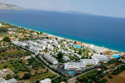 Hotel Kinetta Beach Resort & Spa 4*